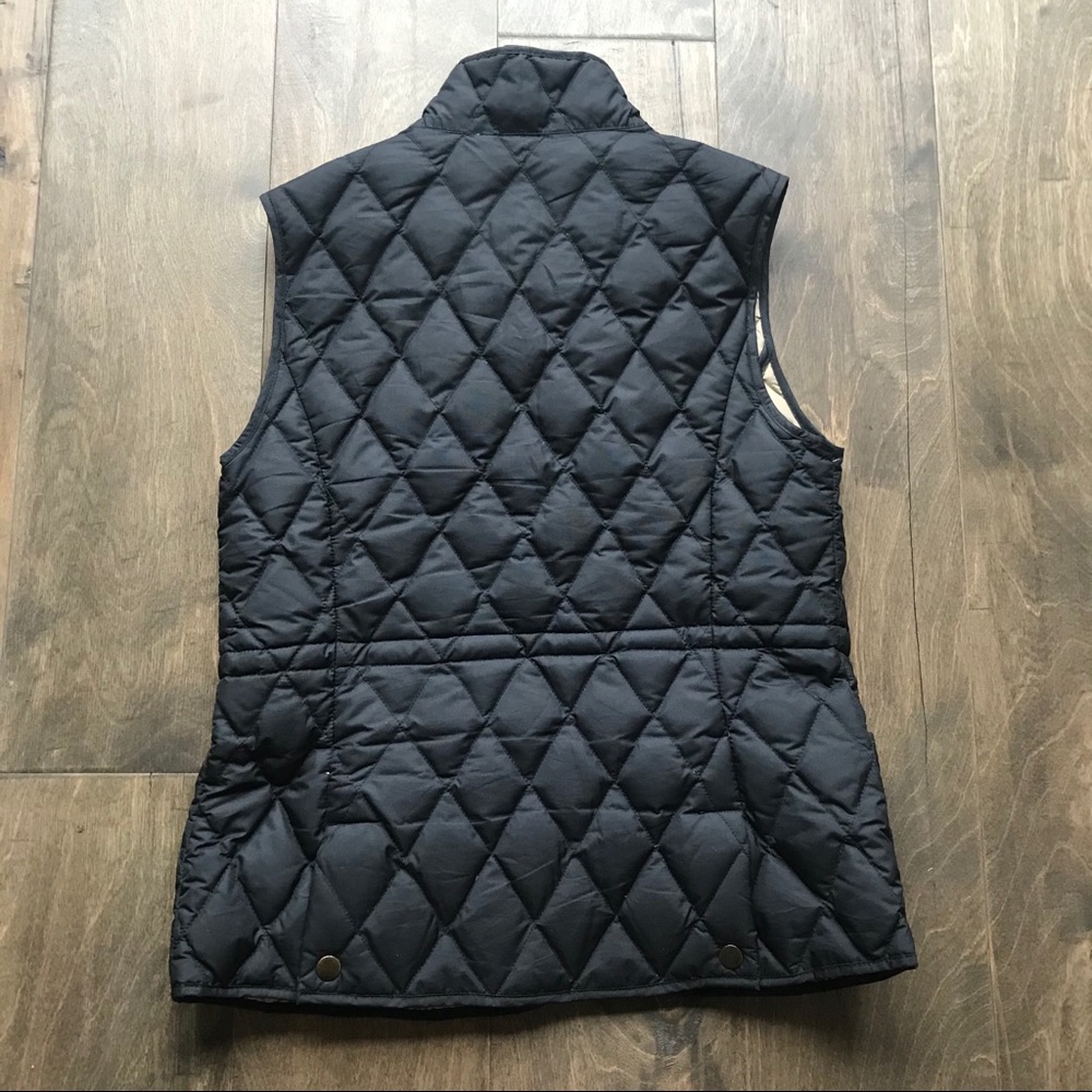Eddie Bauer Goose Down Quilted Vest. Pacific Northwest Style And Very Demure View 2
